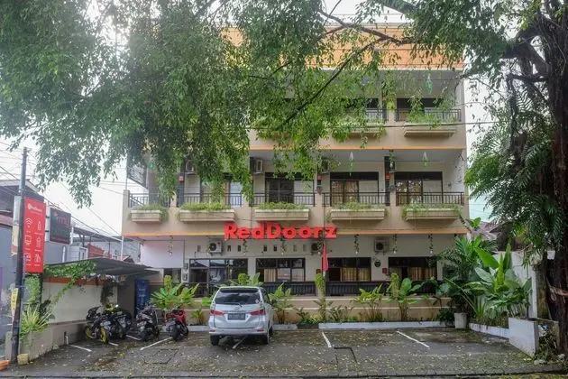 REDDOORZ JALAN PRAMUKA MANADO