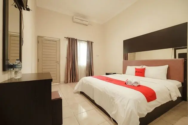 RedDoorz @ Jalan Soekarno Hatta Palembang