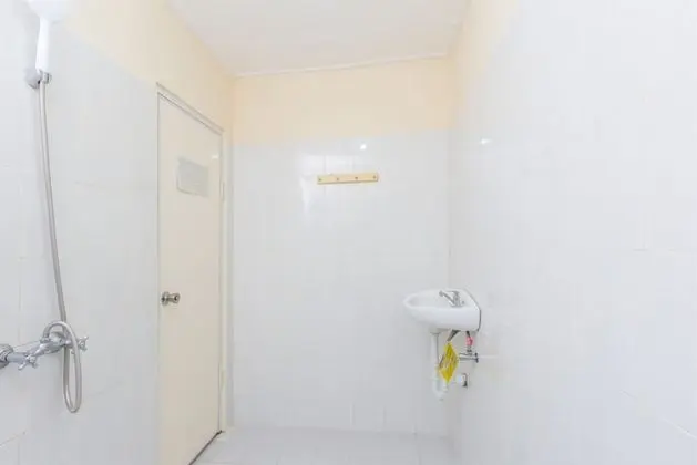 RedDoorz @ Kampial Ungasan - Banyo Tipleri