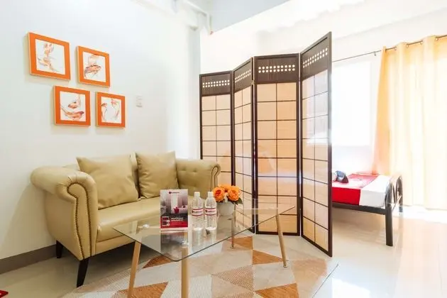 RedDoorz @ Kassel Residences Paranaque - Oda