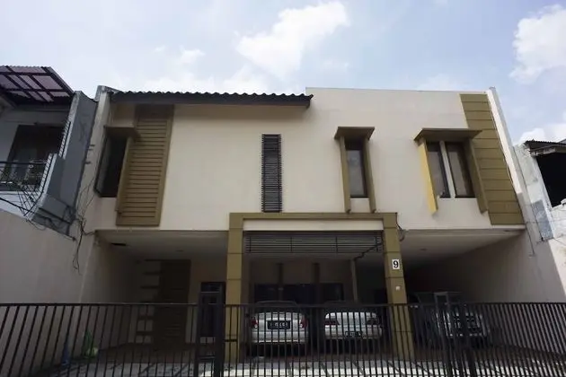 RedDoorz @ Kebayoran Lama Selatan - Dış Mekan