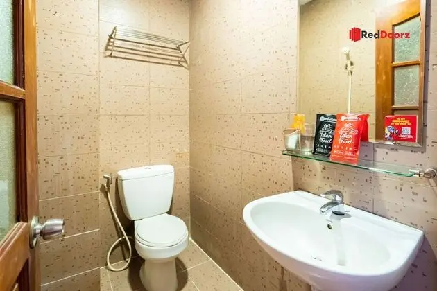RedDoorz Khoi Nguyen Hotel Ly Chinh Thang - Banyo Tipleri