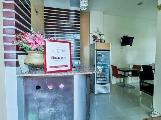 RedDoorz @ Malakas Gensan - İç Mekan
