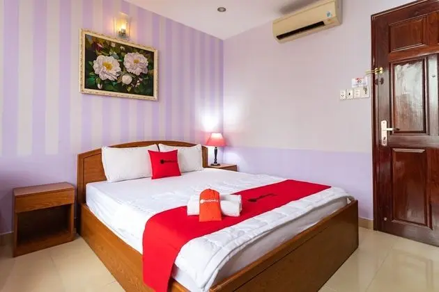 RedDoorz Nam Bac Hotel Phan Dang Luu Phu Nhuan - Oda