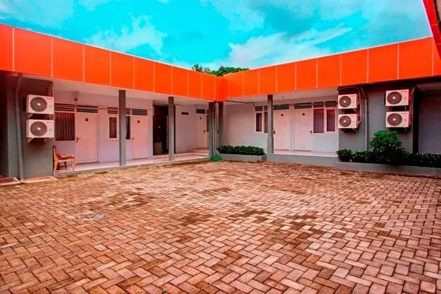 RedDoorz near Atmajaya University