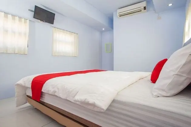 RedDoorz near Banyuwangi Kota Train Station - Oda