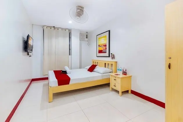 RedDoorz near Cebu Metropolitan Cathedral - Oda
