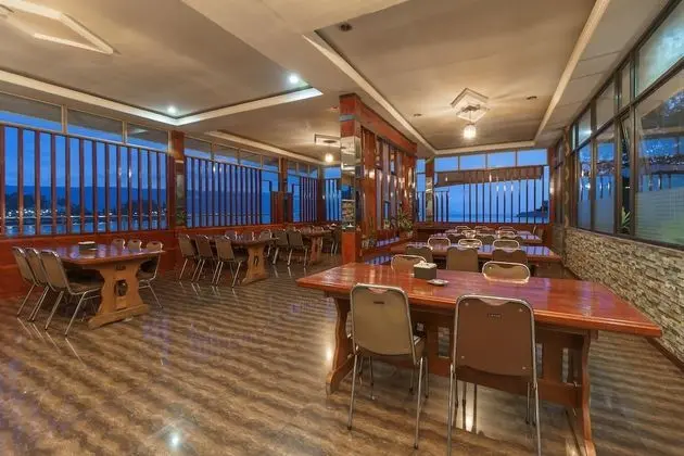 RedDoorz near Danau Toba Parapat - Dış Mekan