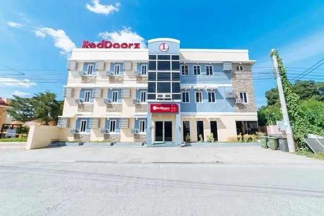 RedDoorz near Davao International Airport