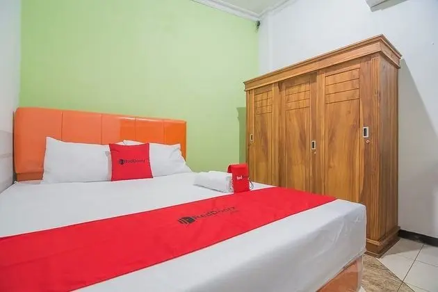 RedDoorz near Exit Toll Pasteur 3 - Öne Çıkan Resim