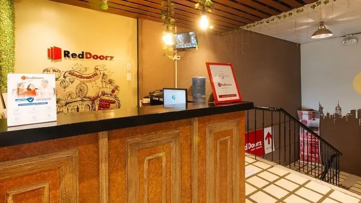 RedDoorz near Fishermall Quezon City - Öne Çıkan Resim