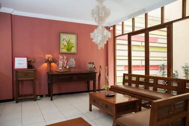 RedDoorz near Gubeng Station