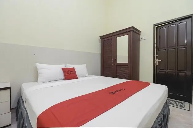 RedDoorz near IAIN Palangkaraya