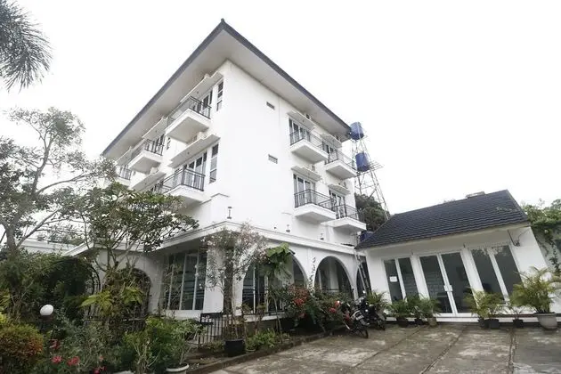 RedDoorz near Lampung Walk