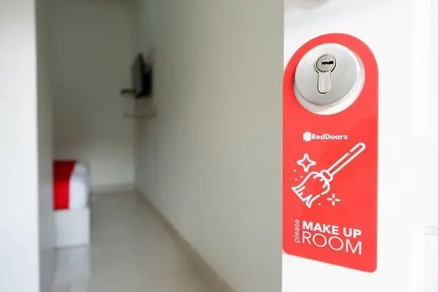 RedDoorz near Mataram University - Oda