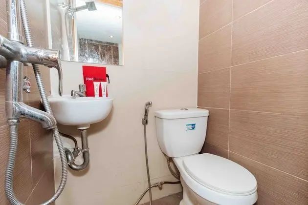 Reddoorz Near Mckinley Hill Taguig