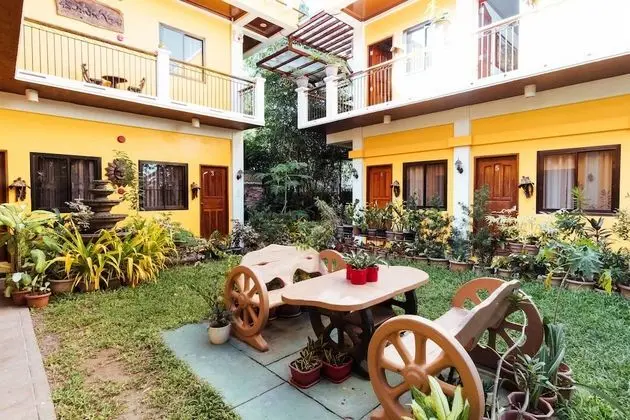 RedDoorz near Robinsons Puerto Princesa