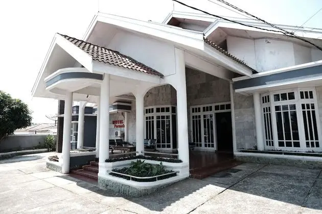 RedDoorz near RSUD Kolonel Abundjani Bangko - Dış Mekan