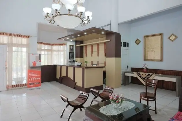 RedDoorz near RSUD Kolonel Abundjani Bangko - Lobi