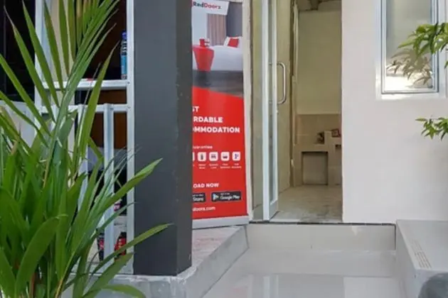 RedDoorz near RSUD Kota Luwuk