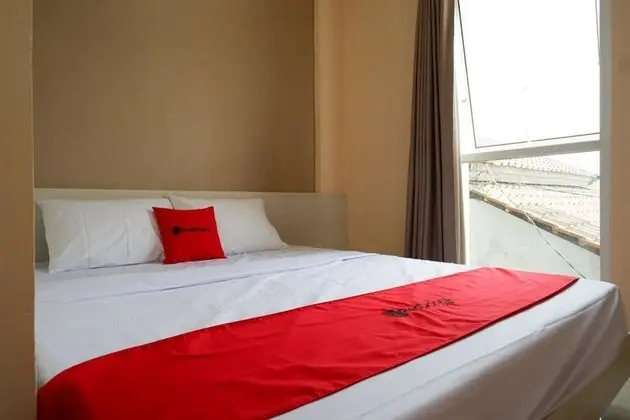 RedDoorz near RSUD Margono Purwokerto 3 - Oda