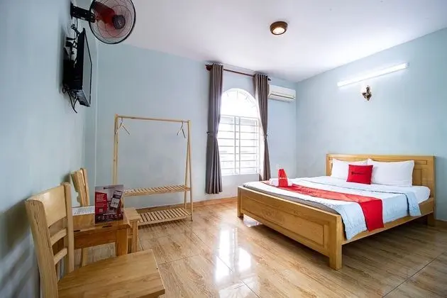RedDoorz near Saigon Hi-Tech Park