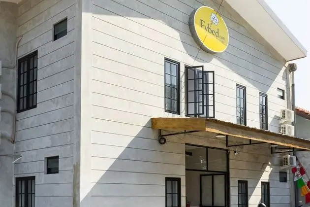 RedDoorz near Sam Poo Kong 3 - Dış Mekan