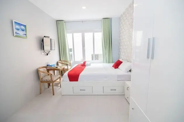 RedDoorz near SC Vivocity Mall 2 - Oda