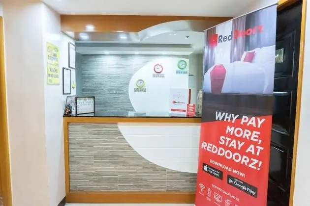RedDoorz near Starmall Alabang - İç Mekan