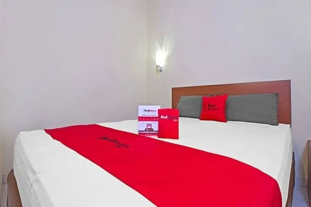 RedDoorz near Trans Studio Mall 2 - Öne Çıkan Resim