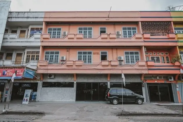 RedDoorz near Transmart Jambi