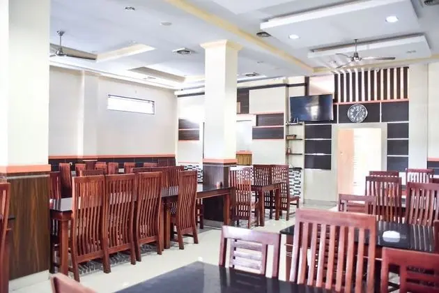 RedDoorz near Universitas Pattimura Ambon - İç Mekan