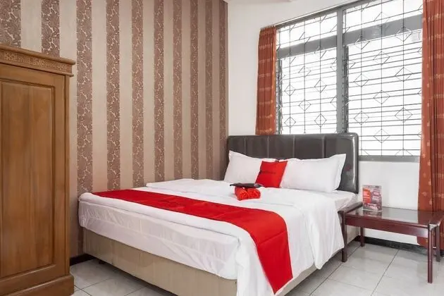 RedDoorz near Universitas Widyagama Malang - Öne Çıkan Resim