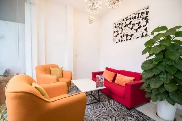 RedDoorz near Vincom Thao Dien - Lobi