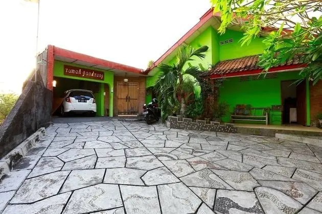 RedDoorz @ Ngampilan