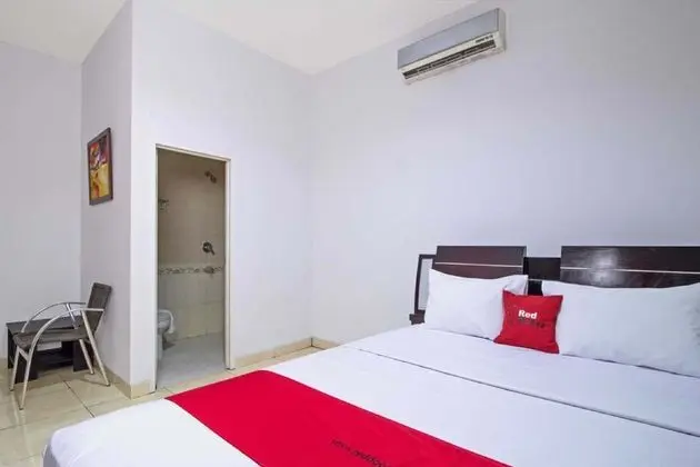 RedDoorz @ Pangeran Antasari 2