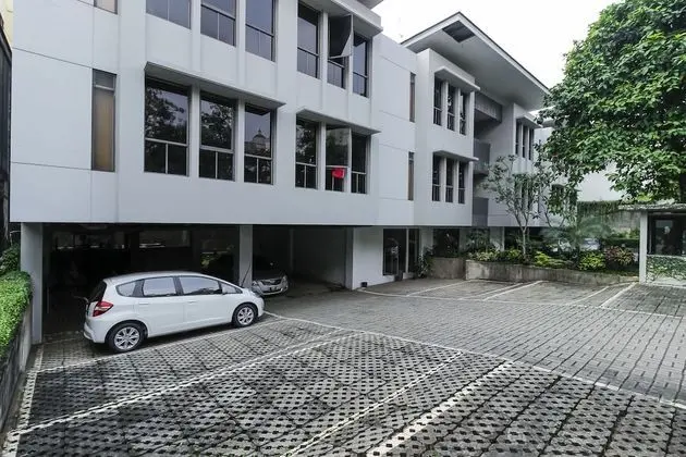 RedDoorz @ Patal Senayan 4