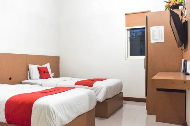 RedDoorz @ Pengayoman Panakkukang 2 - Oda