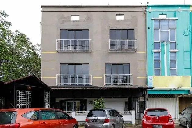 RedDoorz Plus @ Batam Center