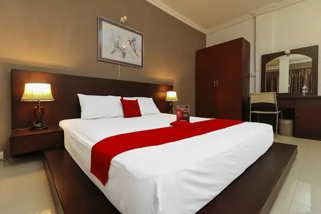 RedDoorz Plus @ Batam Center - Öne Çıkan Resim
