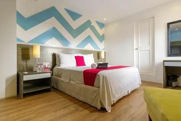 RedDoorz Plus @ Casino Street Makati