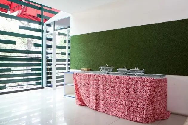 RedDoorz Plus @ Erlich Pasir Kaliki - İç Mekan