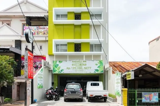 RedDoorz Plus @ Harvest Inn Panakkukang
