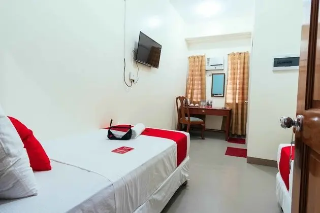 RedDoorz Plus @ IT Park Cebu