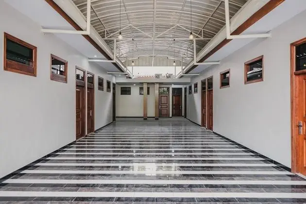 RedDoorz Plus @ Jalan Dr. Cipto Mangunkusumo Lampung - İç Mekan