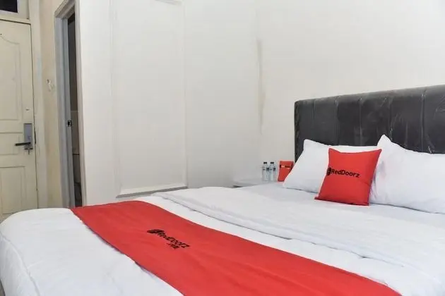 RedDoorz Plus @ Kemayoran - Öne Çıkan Resim
