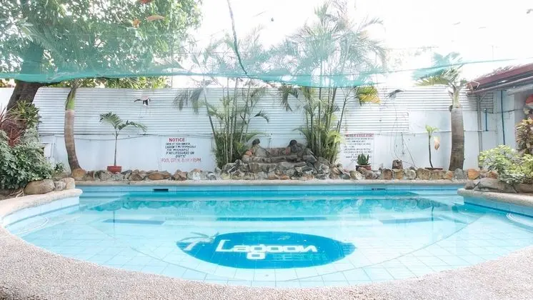 RedDoorz Plus @ Lagoon Beach Resort Zambales