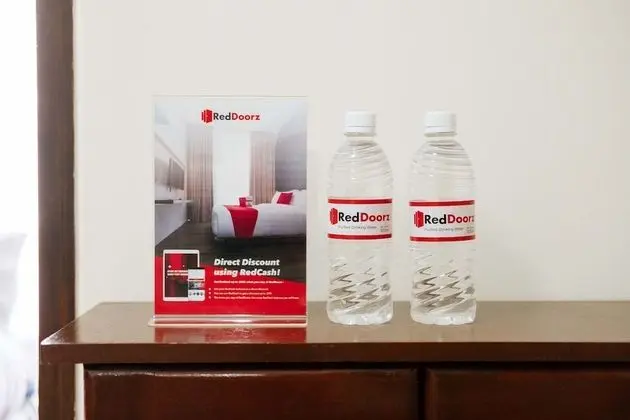 RedDoorz Plus @ Moldex Residences Baguio - Oda