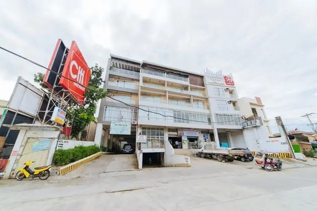 RedDoorz Plus near Gaisano Mall Kalibo