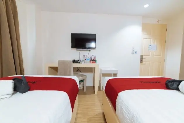 RedDoorz Plus near Gaisano Mall Kalibo - Oda